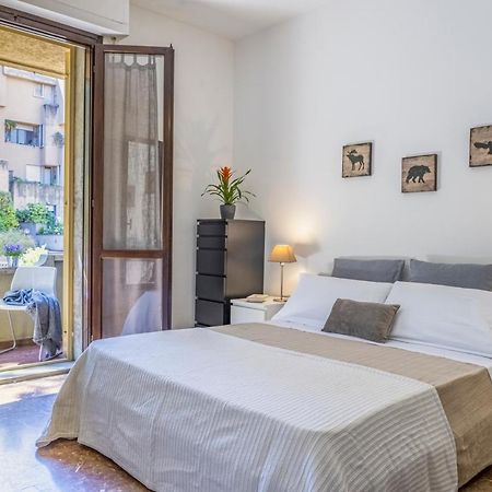 Cozy Roman Apartment With Parking Florenz Exterior foto